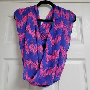 Lilly Pulitzer Ryley Infinity Loop Scarf Girafe Print.
